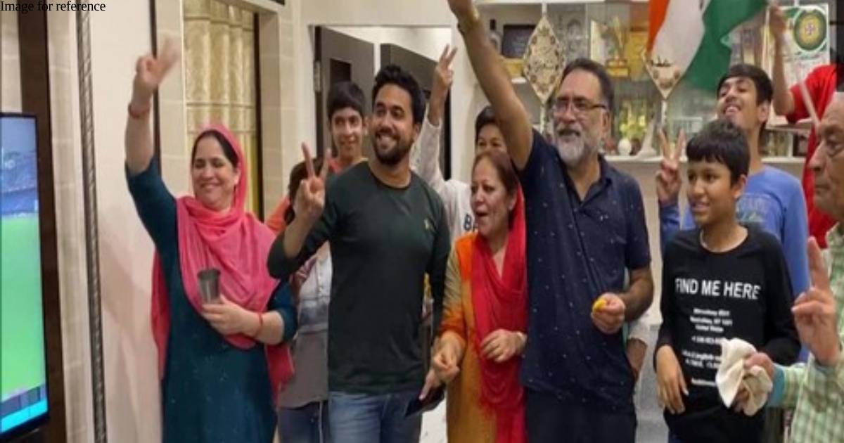 Asia Cup 2022: Avesh Khan's family celebrate India's victory over Pakistan